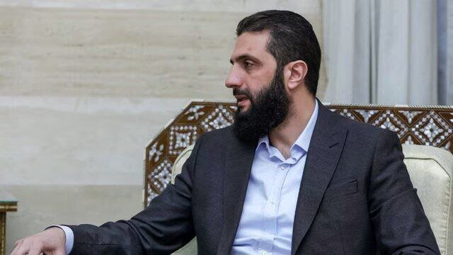 فرآیند تبدیل جولانی به احمد شرعِ کراواتی را ببینید