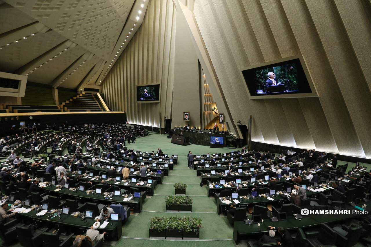 دستگاه قضا پرونده وحدت شکن صداوسیما را با قاطعیت پیگیری کند