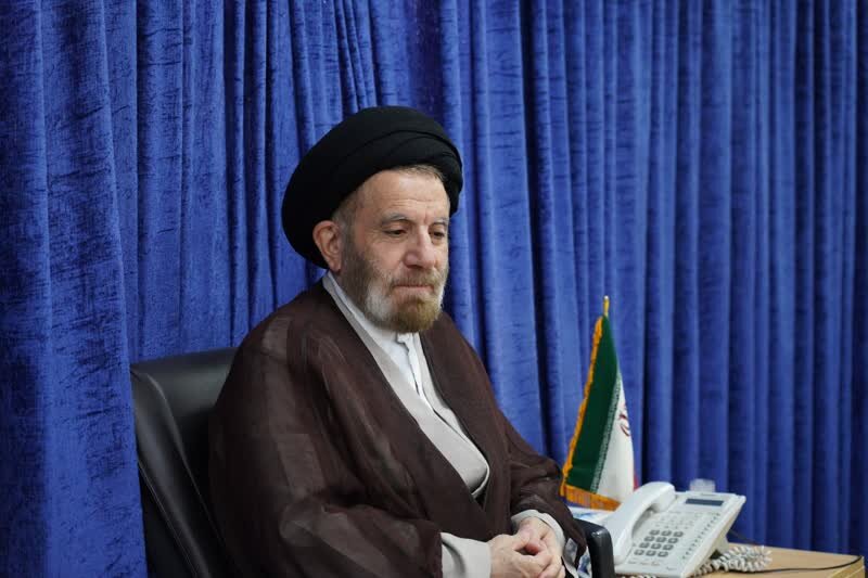 نماینده ولی‌فقیه در لرستان حادثه بندر شهید رجایی را تسلیت گفت