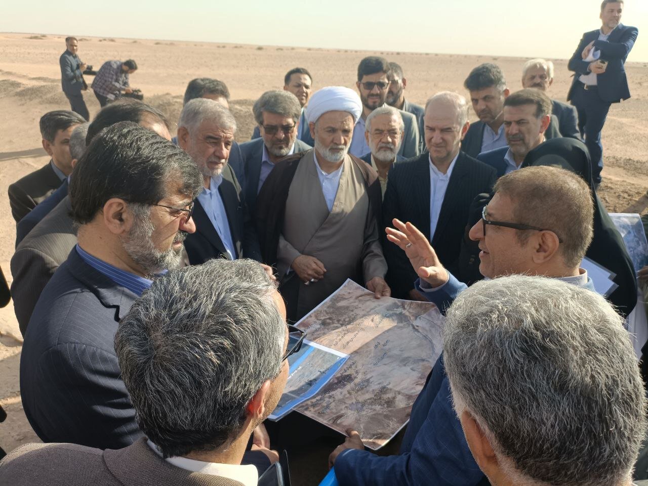 جهت مهار بحران گردوغبار سراجه ۲هزار و۶۰۰ میلیارد تومان اعتبار نیاز است