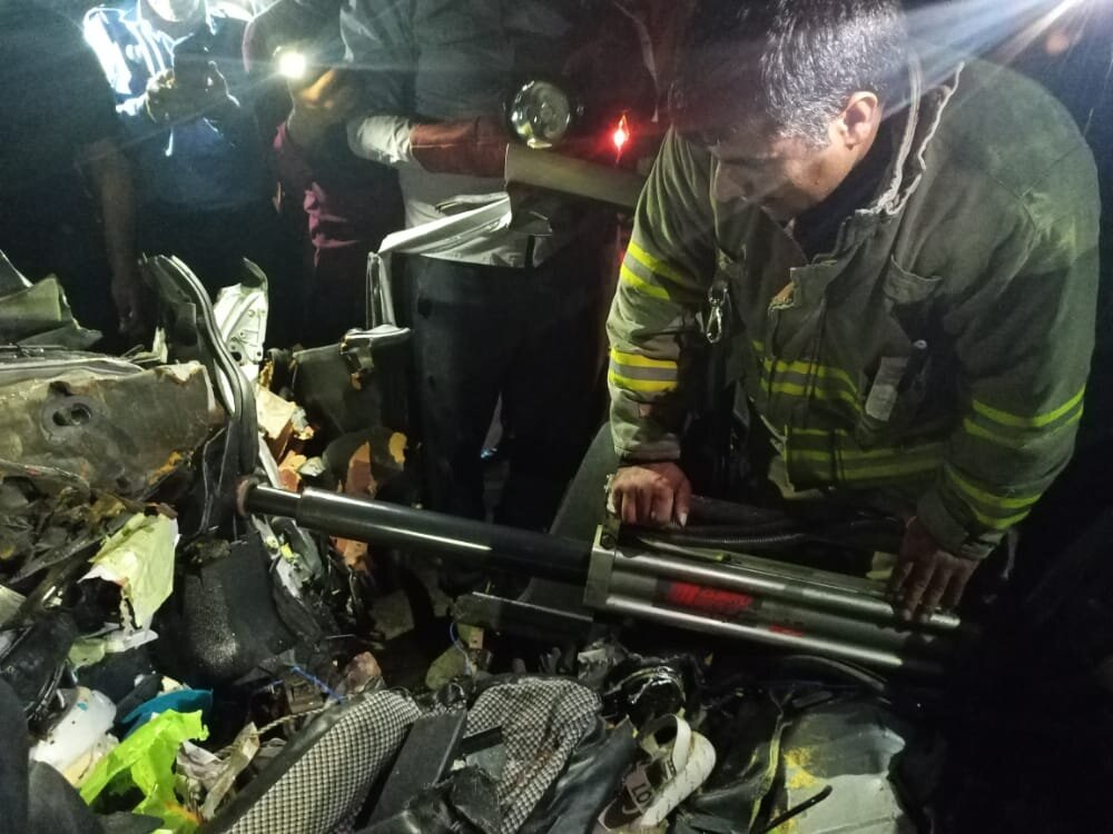 تصویر تصادف رانندگی در یاسوج دو کشته و چهار زخمی برجای گذاشت