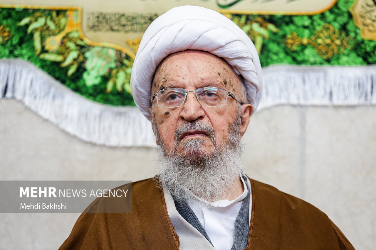 مسلمانان با حضور در راهپیمایی روز قدس سبب دلگرمی مظلومان فلسطین شوند