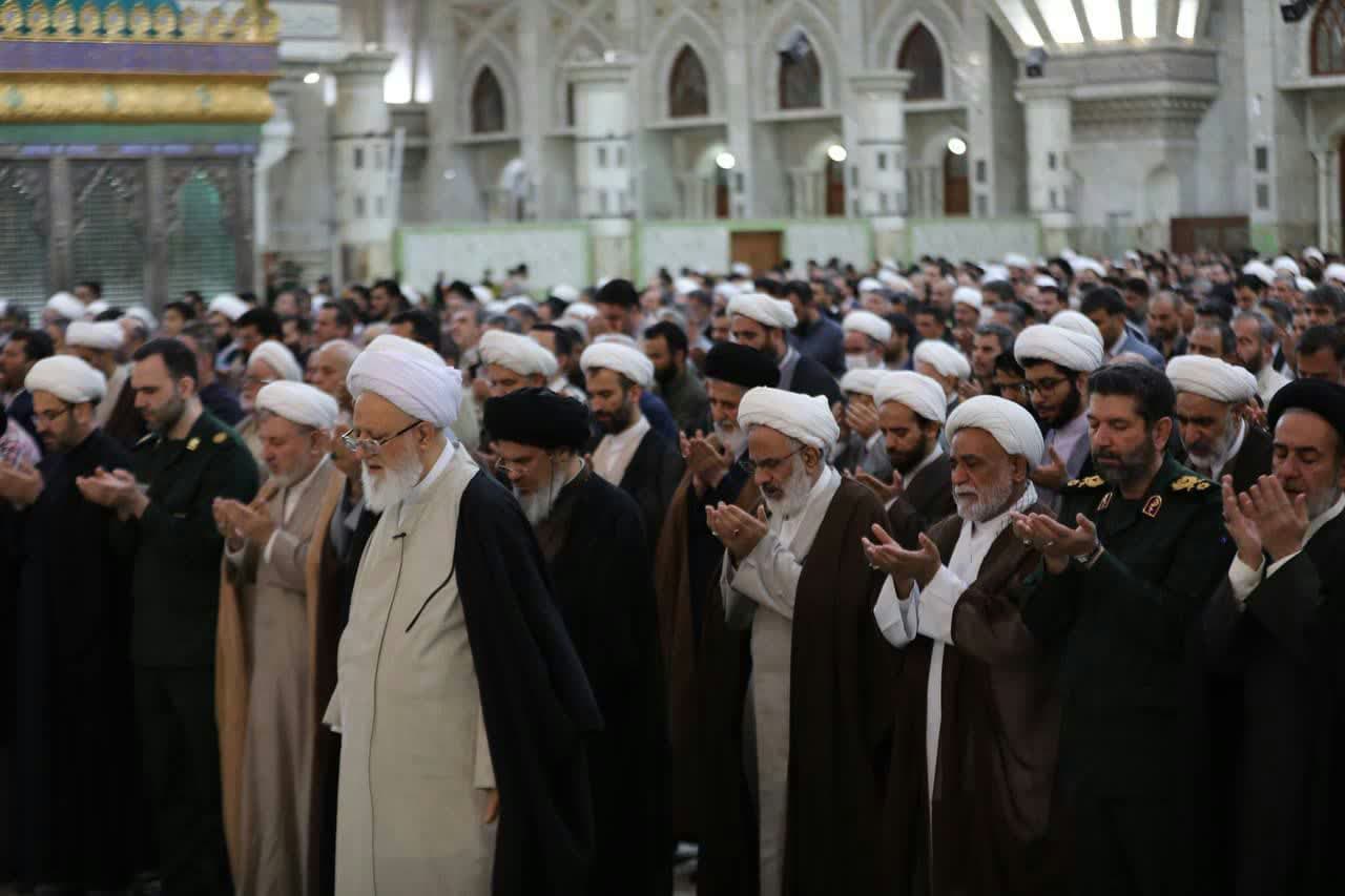 photo 2025 04 17 16 51 02 2 - عکس /همایش فرمانده هان پایگاه های تهران بزرگ حرم مطهر امام خمینی (ره)