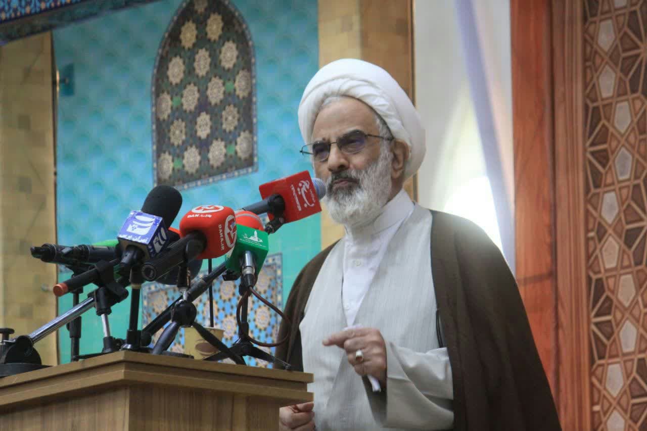 photo 2025 04 17 16 51 04 - عکس /همایش فرمانده هان پایگاه های تهران بزرگ حرم مطهر امام خمینی (ره)