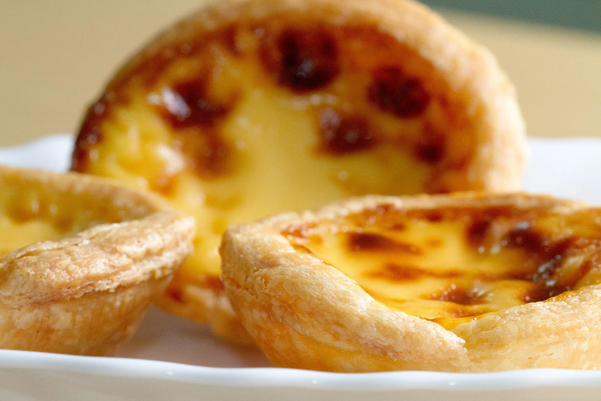 flaky-pastry-406020_1920 (1)