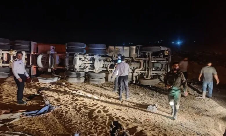 تصادف مرگبار در محور اراک ـ قم پنج فوتی و مصدوم بر جای گذاشت تصادف مرگبار در محور اراک ـ قم پنج فوتی و مصدوم بر جای گذاشت