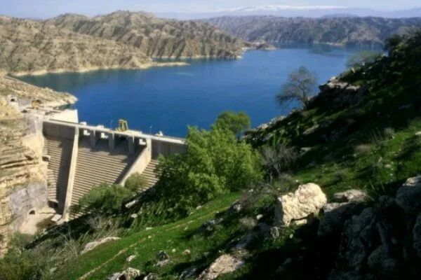 کاهش ۳۵ درصدی حجم مخزن سد کوثر؛ زنگ خطر عوارض خشکسالی در تامین آب کاهش ۳۵ درصدی حجم مخزن سد کوثر؛ زنگ خطر عوارض خشکسالی در تامین آب