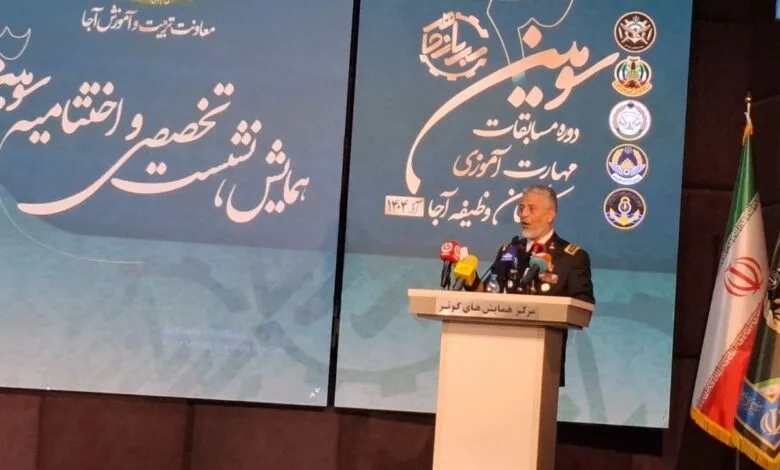 سیاری: ورود مداوم جوانان به ارتش مانند تزریق خون تازه به پیکره آن است سیاری: ورود مداوم جوانان به ارتش مانند تزریق خون تازه به پیکره آن است