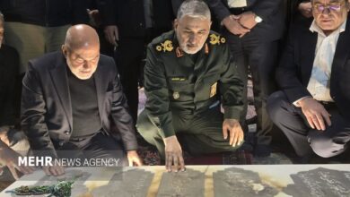 دشمن در حوادث اخیر باورهای دینی مردم را نشانه گرفته بود