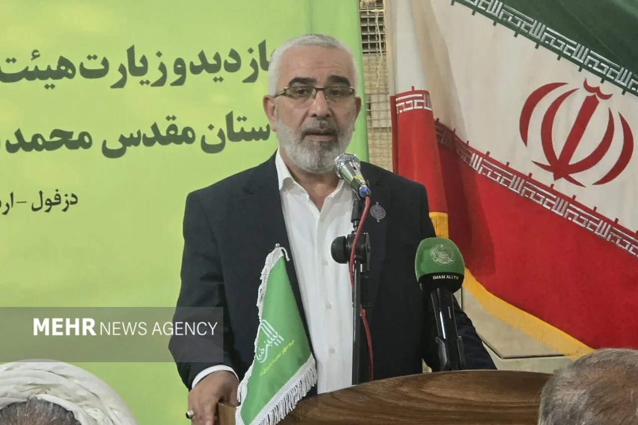 ضریح-حرم-سبزقبا-در-کارگاه-آستان-مقدس-علوی-به-بهترین.jpg